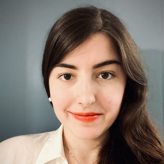https://blog.enscape3d.com/hubfs/Ina-Iontcheva-headshot-crop.jpg